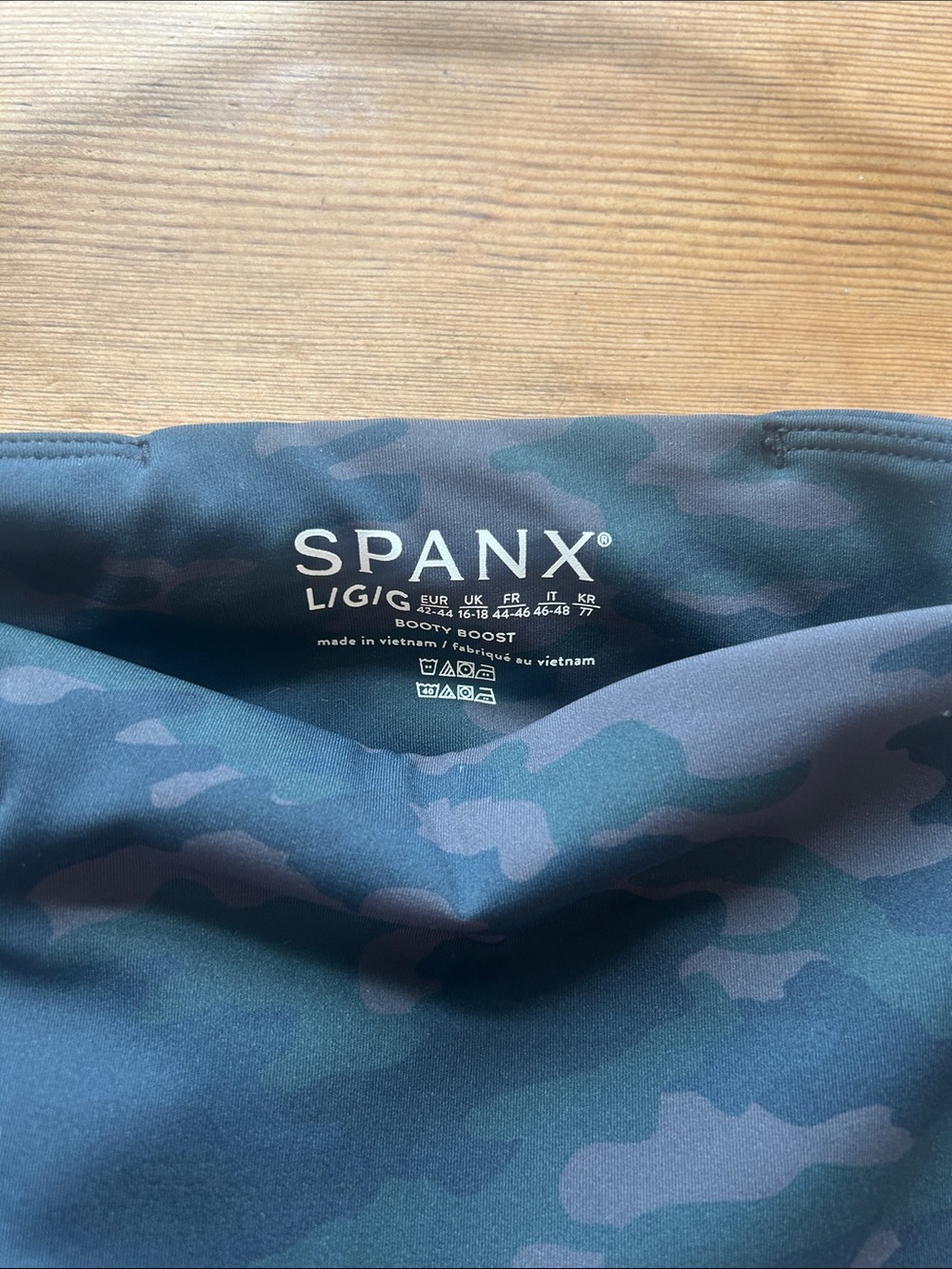 SPANX Girls' Black Camo High-Waist Leggings